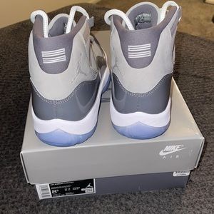 Air Jordan Retro Cool Grey 11